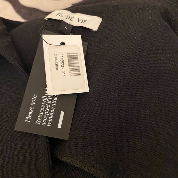 Luxury Apparel - Picture 5 of 7